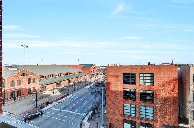 324 E Main St UNIT 404, Louisville, KY 40202