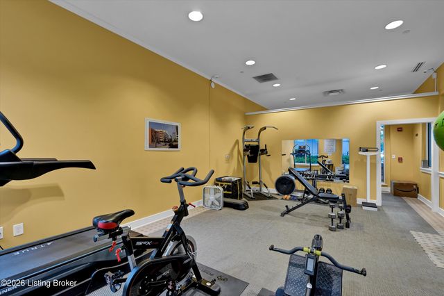 324 E Main St UNIT 404, Louisville, KY 40202