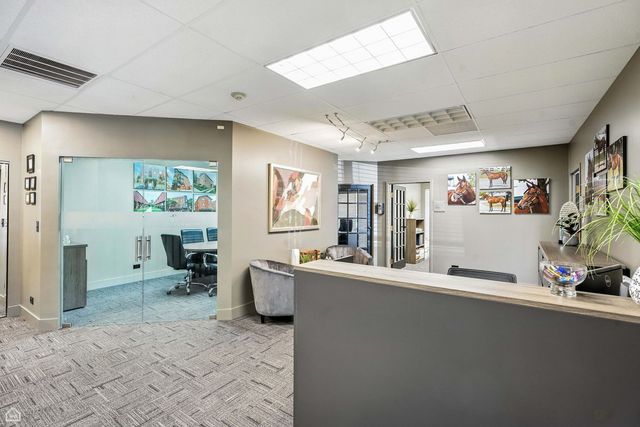 1S280 Summit Avenue A, Oakbrook Terrace, IL 60181