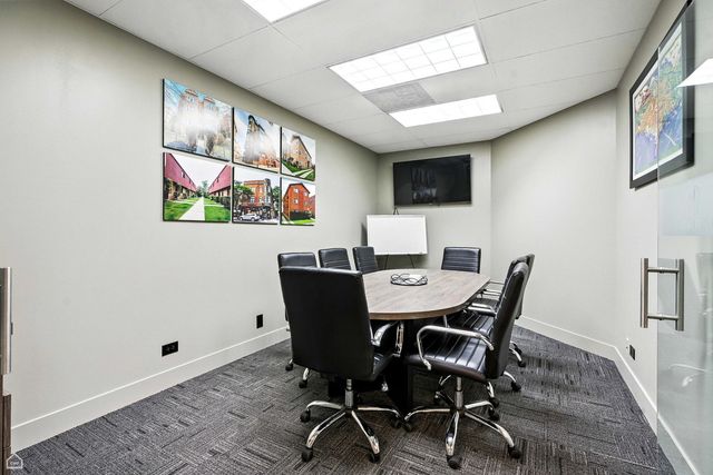 1S280 Summit Avenue A, Oakbrook Terrace, IL 60181