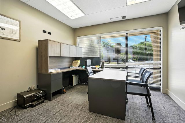 1S280 Summit Avenue A, Oakbrook Terrace, IL 60181