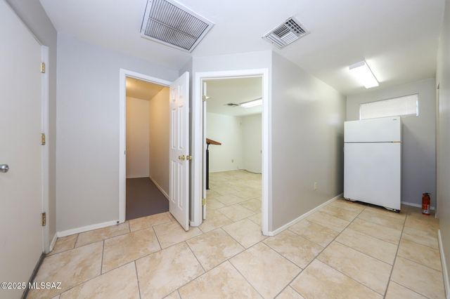 125 E Flores Street, Tucson, AZ 85705