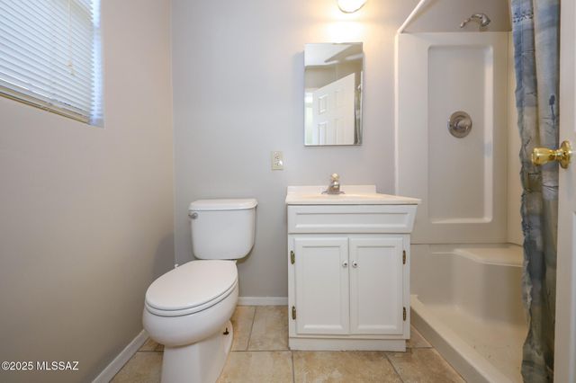 125 E Flores Street, Tucson, AZ 85705