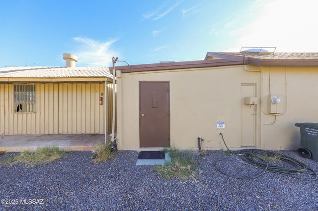 125 E Flores Street, Tucson, AZ 85705