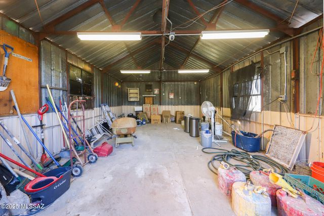 125 E Flores Street, Tucson, AZ 85705