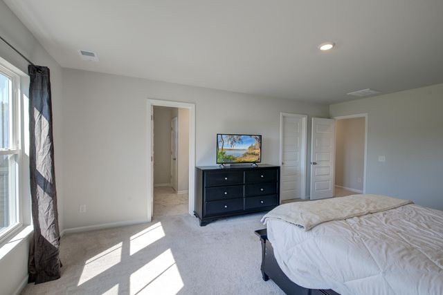 221 Tuscan Sun Street, Summerville, SC 29485