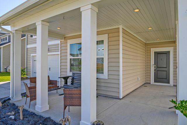 221 Tuscan Sun Street, Summerville, SC 29485