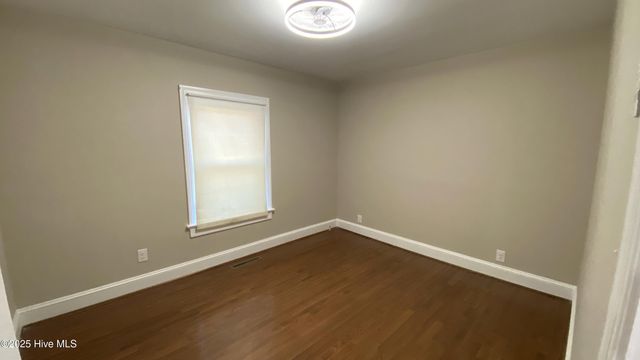 1103 W Ragsdale Road, Greenville, NC 27858