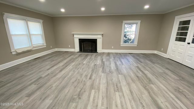 1103 W Ragsdale Road, Greenville, NC 27858