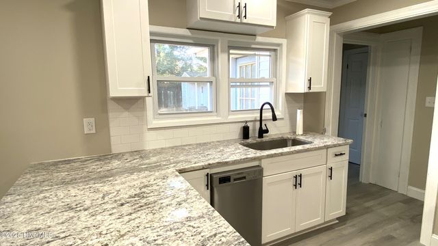 1103 W Ragsdale Road, Greenville, NC 27858