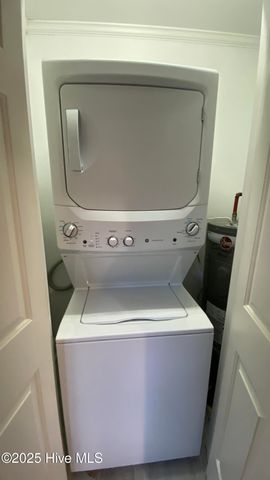 1103 W Ragsdale Road, Greenville, NC 27858