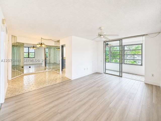 9101 Lime Bay Blvd 315, Tamarac, FL 33321