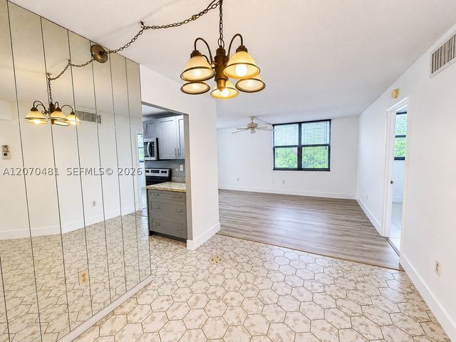 9101 Lime Bay Blvd 315, Tamarac, FL 33321