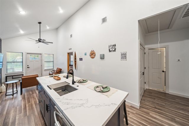 181 Acorn Lane, Point Blank, TX 77364