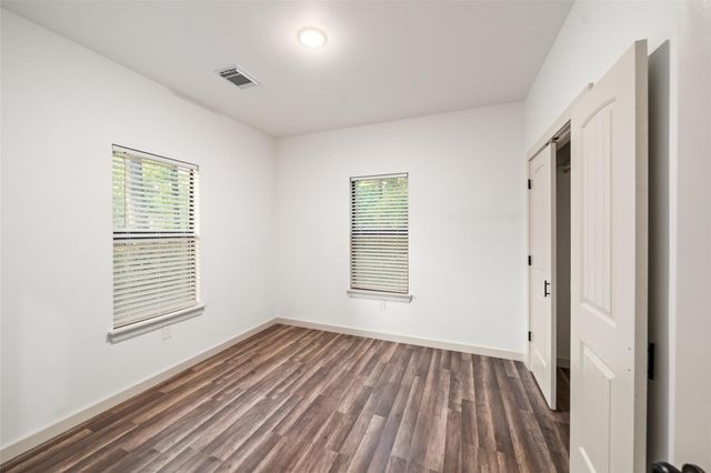 181 Acorn Lane, Point Blank, TX 77364