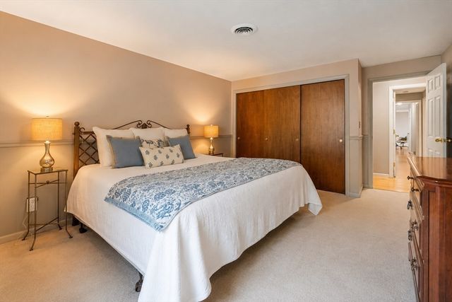 12 Catherine Dr, Peabody, MA 01960