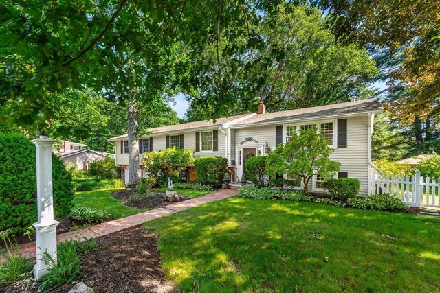 12 Catherine Dr, Peabody, MA 01960