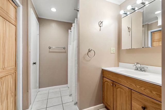 12 Catherine Dr, Peabody, MA 01960