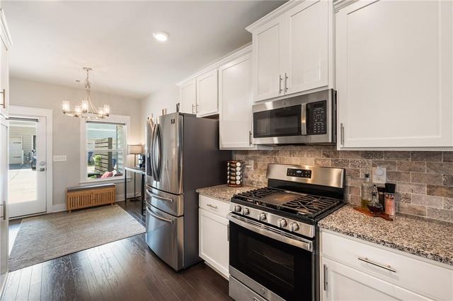 278 Perry Point Run, Lawrenceville, GA 30046