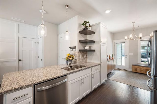 278 Perry Point Run, Lawrenceville, GA 30046