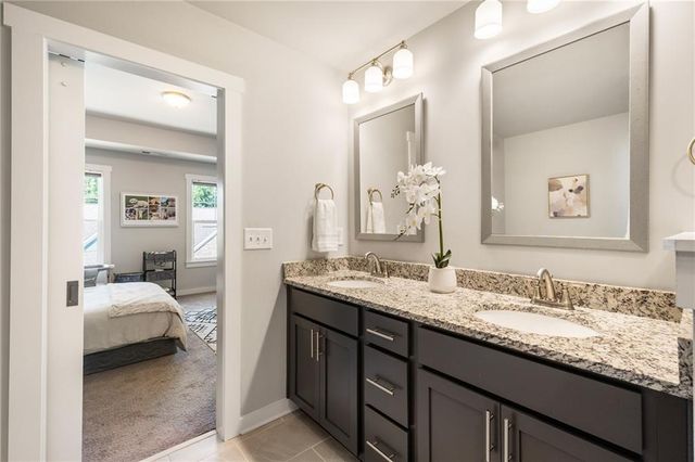 278 Perry Point Run, Lawrenceville, GA 30046