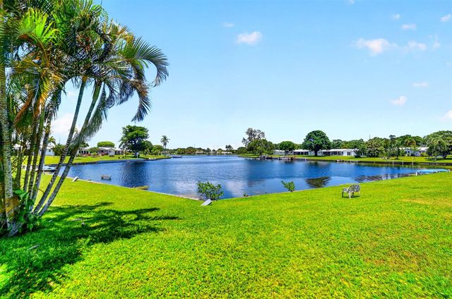 1213 SW 20th Avenue, Boynton Beach, FL 33426