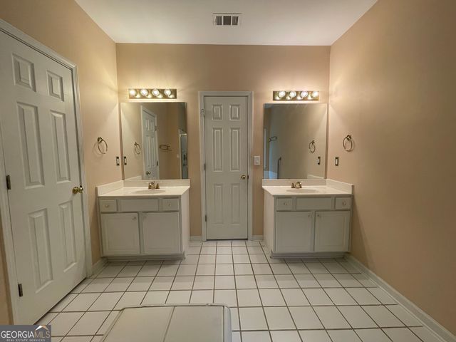 420 Starfire Court, Suwanee, GA 30024