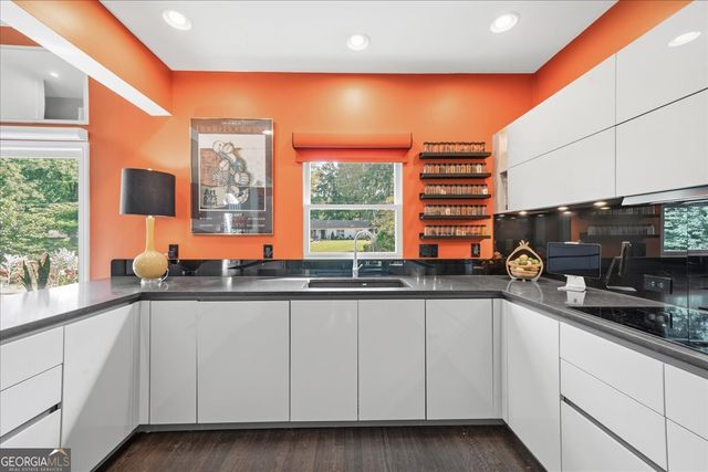 990 Lake Charles Drive, Roswell, GA 30075