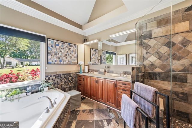 990 Lake Charles Drive, Roswell, GA 30075
