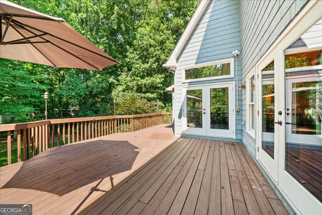 990 Lake Charles Drive, Roswell, GA 30075