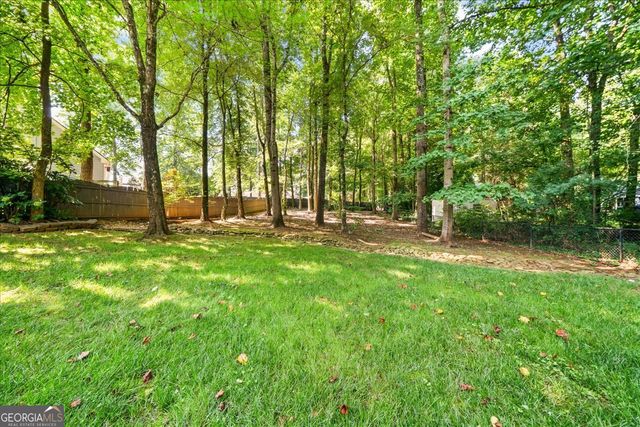 990 Lake Charles Drive, Roswell, GA 30075