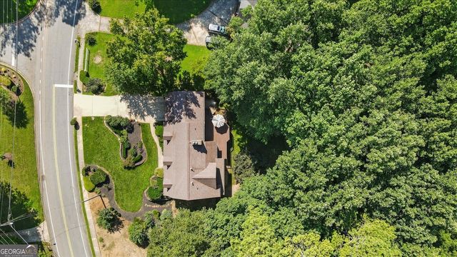 990 Lake Charles Drive, Roswell, GA 30075