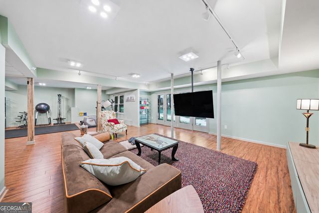 990 Lake Charles Drive, Roswell, GA 30075