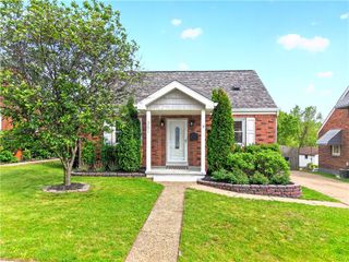 301 Owens Ave, Liberty Boro, PA 15133