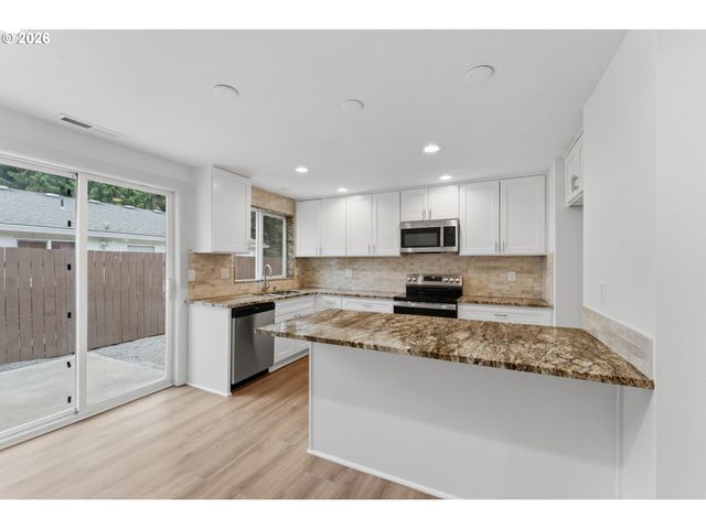 5004 Ne 22ND Ave, Vancouver, WA 98663