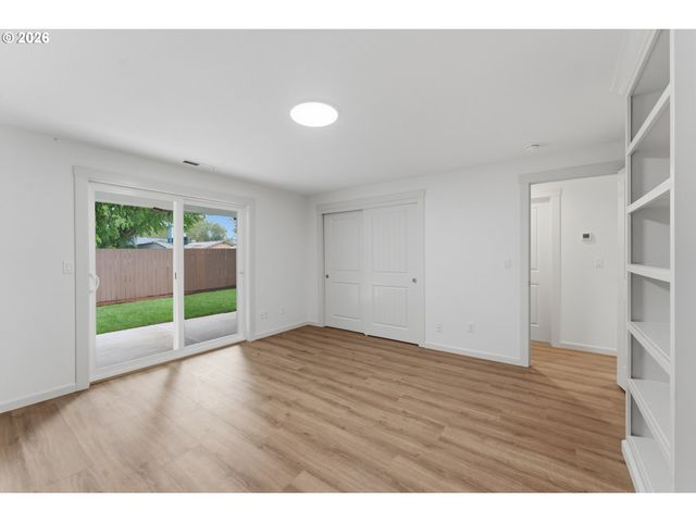 5004 Ne 22ND Ave, Vancouver, WA 98663