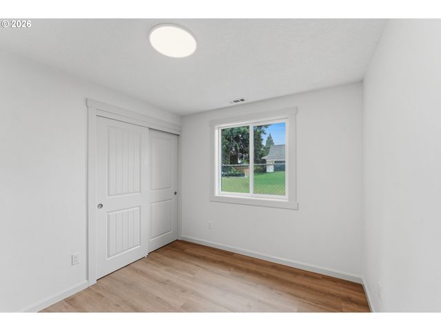 5004 Ne 22ND Ave, Vancouver, WA 98663