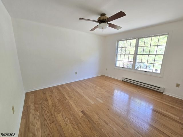 44 Linwood Ave, Dover Town, NJ 07801
