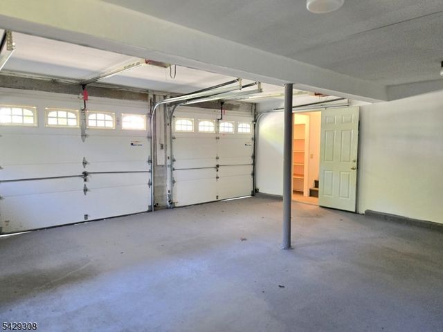 44 Linwood Ave, Dover Town, NJ 07801