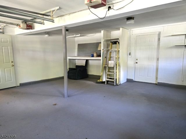44 Linwood Ave, Dover Town, NJ 07801