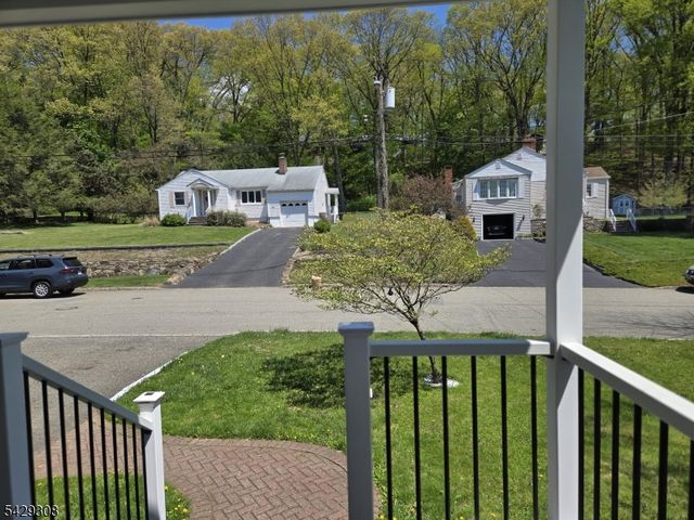 44 Linwood Ave, Dover Town, NJ 07801