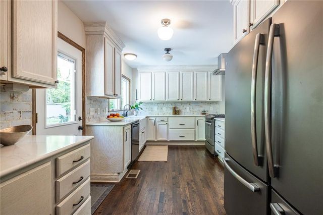 675 Wendan Drive, Decatur, GA 30033