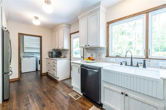 675 Wendan Drive, Decatur, GA 30033