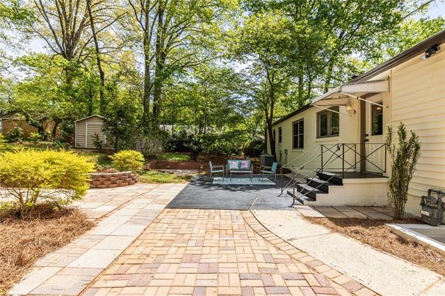 675 Wendan Drive, Decatur, GA 30033