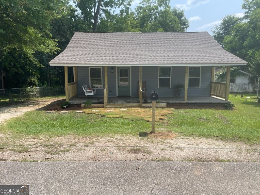 2102 53rd Street, Valley, AL 36854