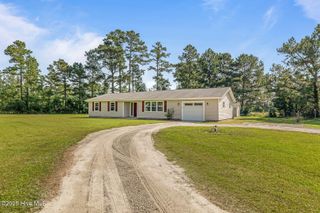 366 Grants Creek Road, Jacksonville, NC 28546