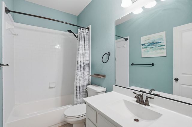 1413 Nutmeg Court, Saginaw, TX 76131