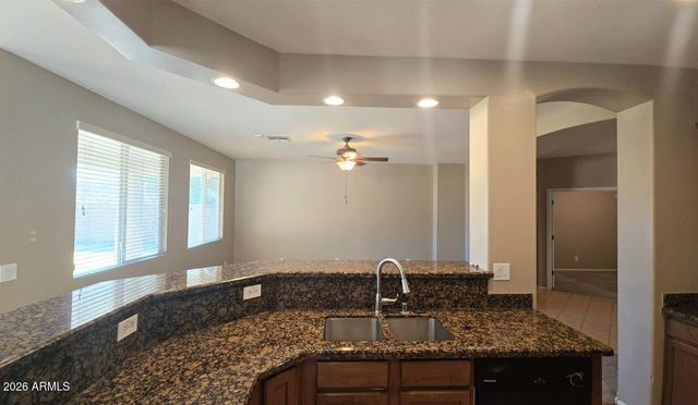 7416 W DARROW Street, Laveen, AZ 85339