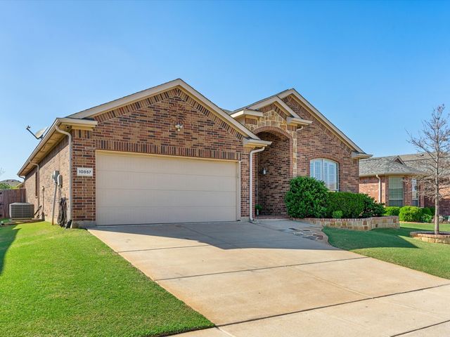 10857 Irish Glen Trail, Fort Worth, TX 76052