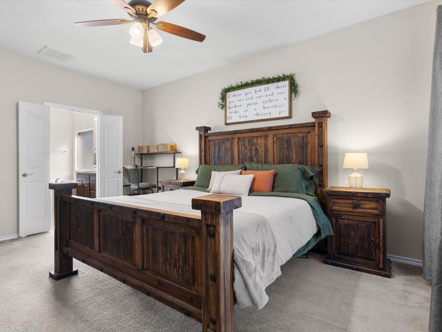 10857 Irish Glen Trail, Fort Worth, TX 76052